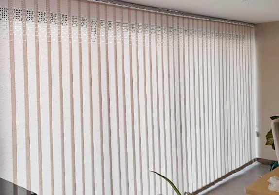 cortinas-persianas-verticales-03