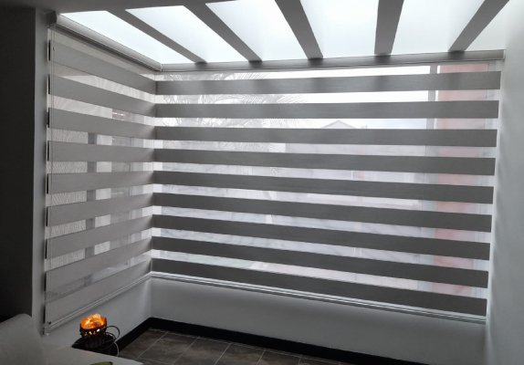cortinas-zebra-01